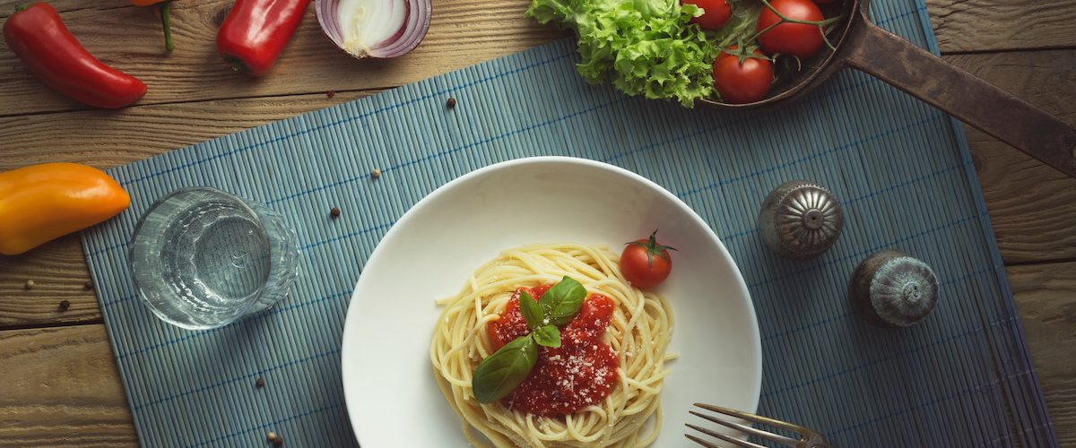 Pasta mit selbstgemachter Tomatensauce